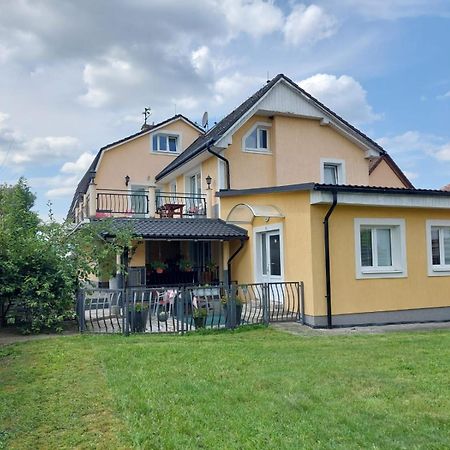 Penzion Slunce Česká Lípa Extérieur photo